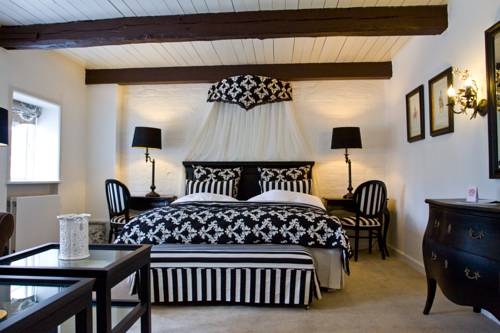 Imagen de la habitación del Hotel Vraa Slotshotel, Tylstrup. Foto 4
