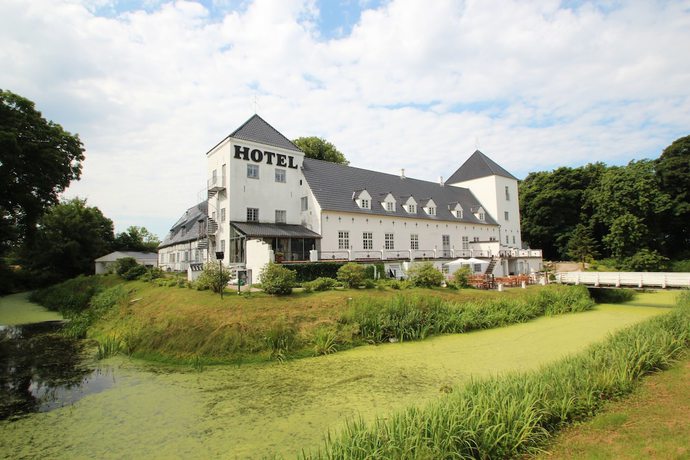 Imagen general del Hotel Vraa Slotshotel, Tylstrup. Foto 1