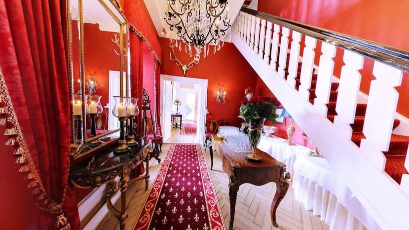 Imagen de los interiores del Hotel Vraa Slotshotel, Tylstrup. Foto 20