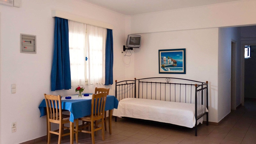 Imagen de los interiores del Hotel Vrahia Studios. Foto 19