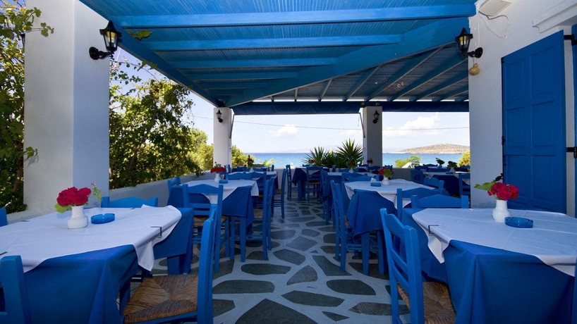 Imagen del bar/restaurante del Hotel Vrahia Studios. Foto 3