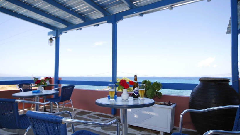 Imagen del bar/restaurante del Hotel Vrahia Studios. Foto 6
