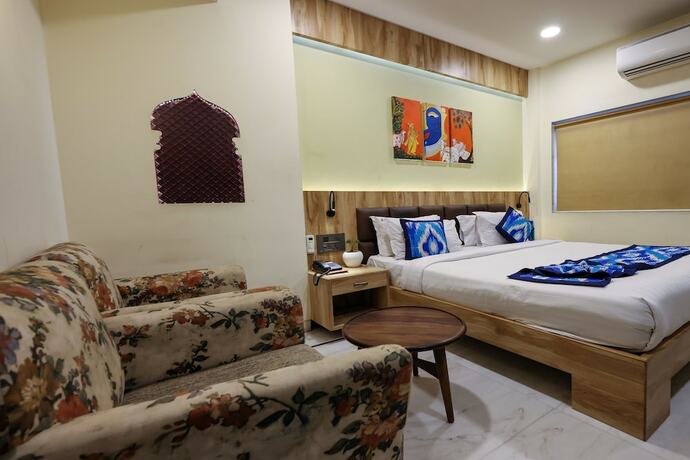 Imagen de la habitación del Hotel Vrinda. Foto 18