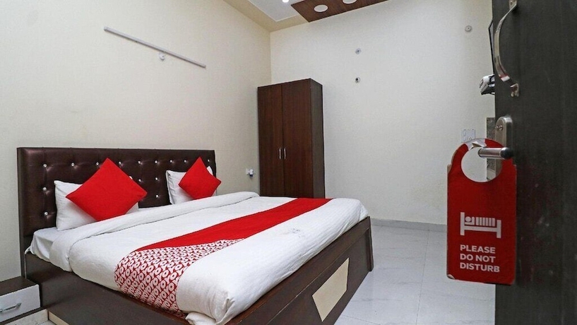 Imagen de la habitación del Hotel Vrinda Residency. Foto 8