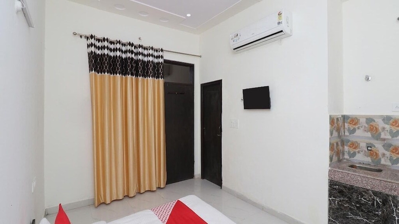 Imagen de la habitación del Hotel Vrinda Residency. Foto 9