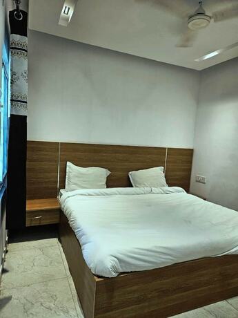 Imagen de la habitación del Hotel Vrinda Resort by Dcrest. Foto 18