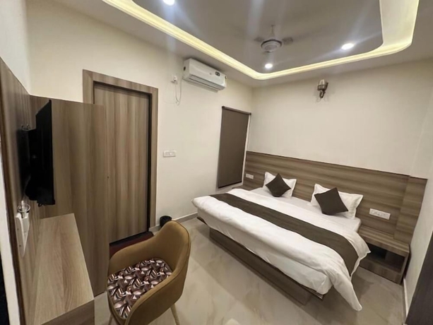 Imagen de la habitación del Hotel Vrinda Shridhar. Foto 7