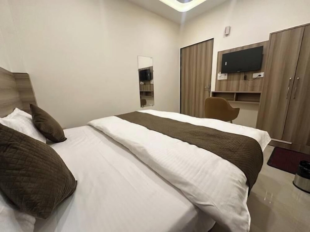 Imagen de la habitación del Hotel Vrinda Shridhar. Foto 8