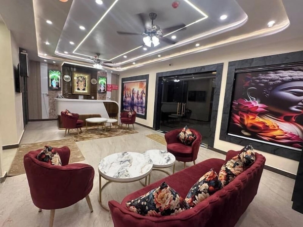 Imagen de los interiores del Hotel Vrinda Shridhar. Foto 11