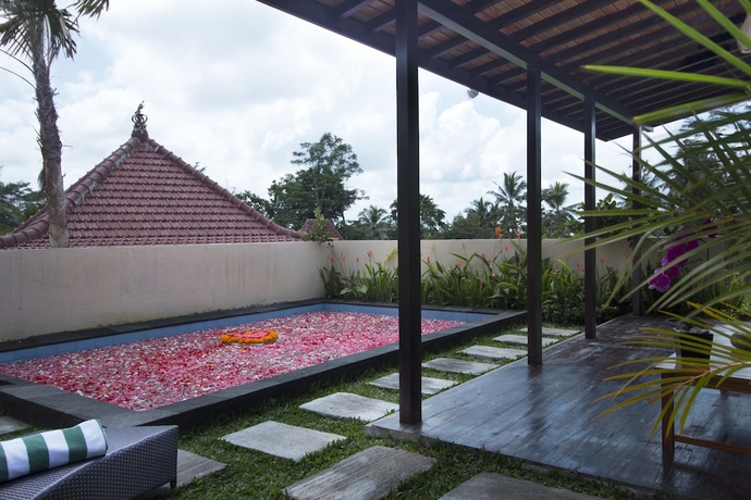Imagen de la habitación del Hotel Vrindavan Ubud Villa. Foto 3