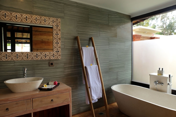 Imagen de la habitación del Hotel Vrindavan Ubud Villa. Foto 7