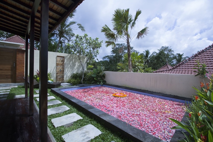 Imagen de la habitación del Hotel Vrindavan Ubud Villa. Foto 12