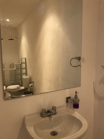 Imagen de la habitación del Hotel Vsi. Foto 5