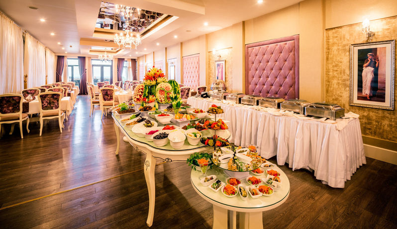 Imagen del bar/restaurante del Hotel Vuni Palace. Foto 4