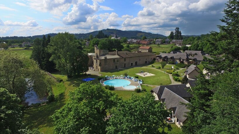 Imagen general del Hotel Vvf Ch&acirc;teau Sur La Vienne Lac De Vassivi&egrave;re, Nedde. Foto 10