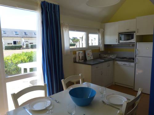 Imagen de la habitación del Hotel Vvf Les Plages De Gu&eacute;rande, La Turballe. Foto 3