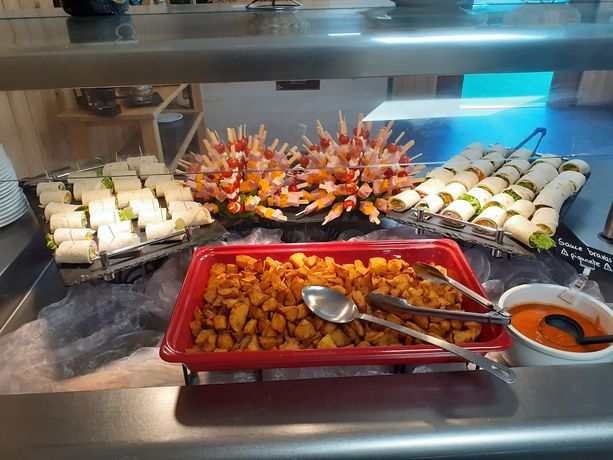 Imagen del bar/restaurante del Hotel Vvf Les Sittelles &agrave; Montalbert. Foto 6