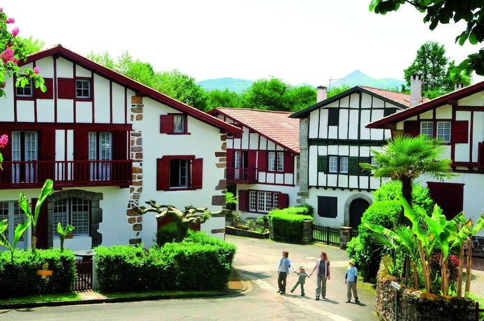 Imagen general del Hotel Vvf Pays Basque Sare La Rhune, Sare. Foto 2