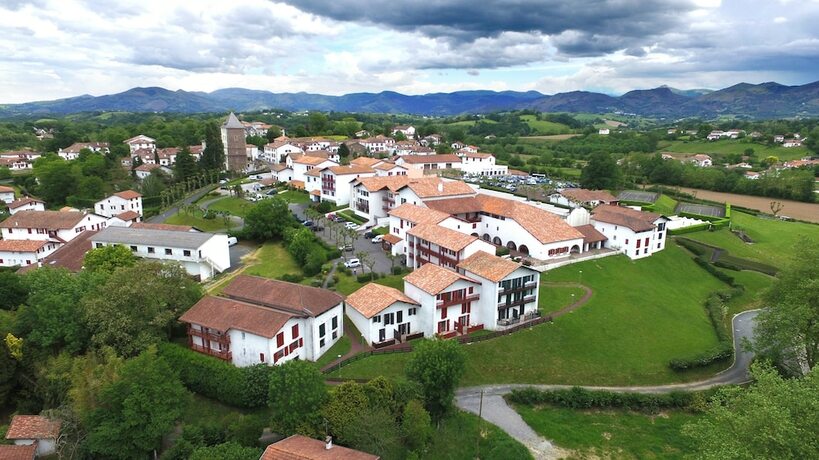 Imagen general del Hotel Vvf Pays Basque Sare La Rhune, Sare. Foto 5