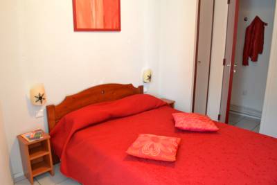 Imagen de la habitación del Hotel Vvf Villages Les Cabannes. Foto 4