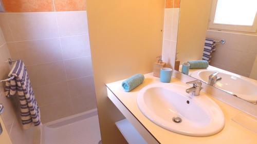 Imagen de la habitación del Hotel Vvf Villages Nedde. Foto 9