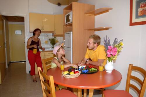 Imagen de la habitación del Hotel Vvf Villages le Parc Des C&eacute;vennes Florac. Foto 4