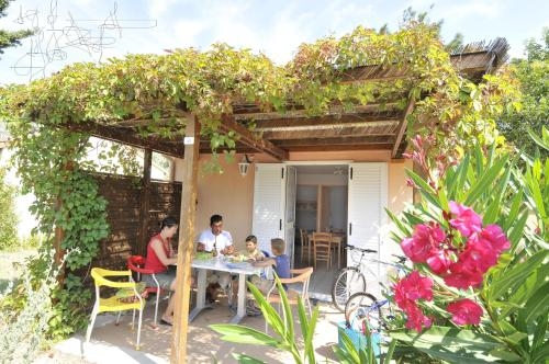 Imagen general del Hotel Vvf Villages le Parc Des Salines Sigean. Foto 5