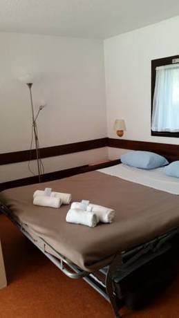 Imagen de la habitación del Hotel Vvf Villages les Alpes Du Sud Saint-l&eacute;ger-les-m&eacute;l&egrave;zes. Foto 3