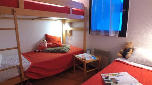 Imagen de la habitación del Hotel Vvf Villages les Alpes Du Sud Saint-l&eacute;ger-les-m&eacute;l&egrave;zes. Foto 9