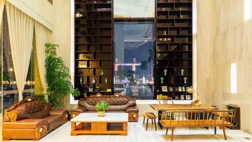 Imagen de los interiores del Hotel Vyluk J Hotel Lucky City Lecong Foshan. Foto 19
