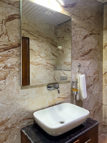 Imagen de la habitación del Hotel Vyom Boutique. Foto 13