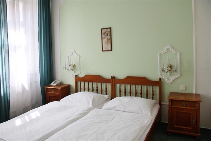 Imagen de la habitación del Hotel Vysehrad. Foto 2