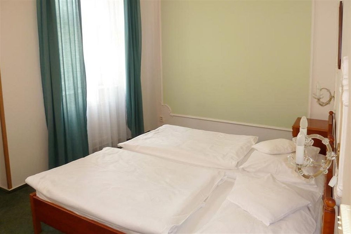 Imagen de la habitación del Hotel Vysehrad. Foto 4