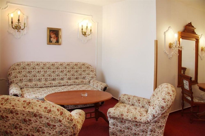 Imagen de los interiores del Hotel Vysehrad. Foto 16