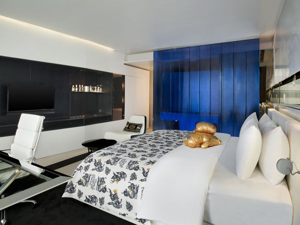 Imagen de la habitación del Hotel W Bangkok. Foto 9