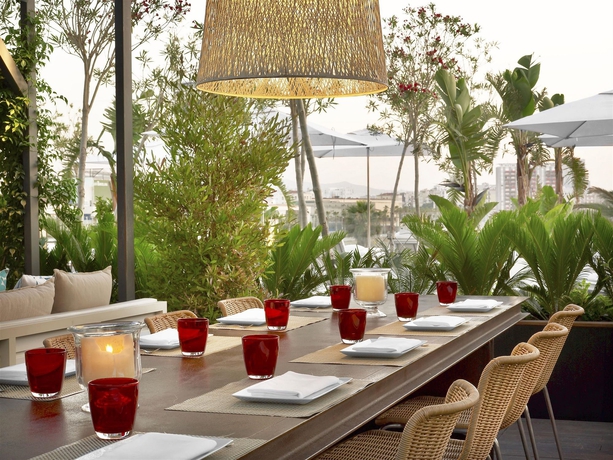 Imagen del bar/restaurante del Hotel W Barcelona. Foto 4