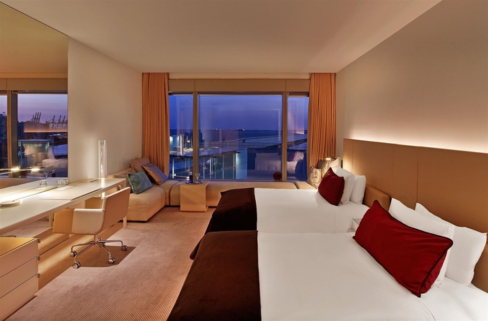 Imagen de la habitación del Hotel W Barcelona. Foto 15