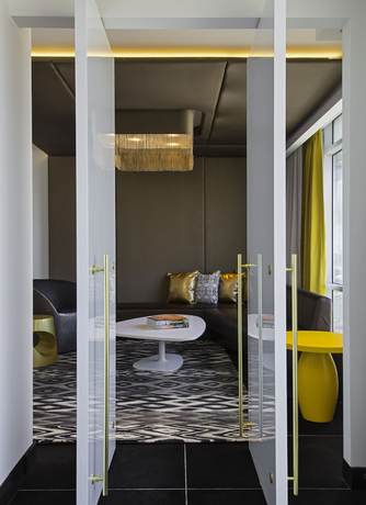 Imagen de la habitación del Hotel W Bogota. Foto 11