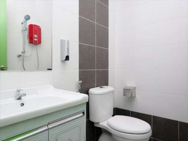 Imagen de la habitación del Hotel W Cemerlang. Foto 4