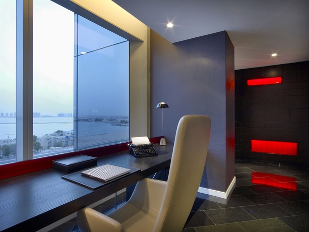 Imagen de la habitación del Hotel W Doha. Foto 3
