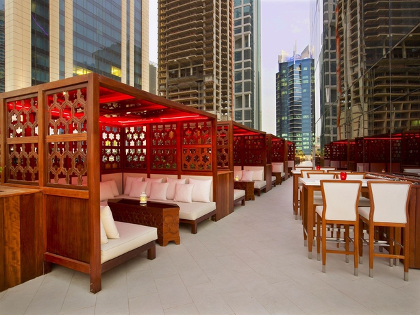 Imagen del bar/restaurante del Hotel W Doha. Foto 2