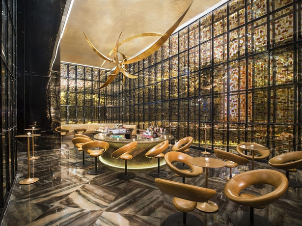 Imagen del bar/restaurante del Hotel W Guangzhou. Foto 3