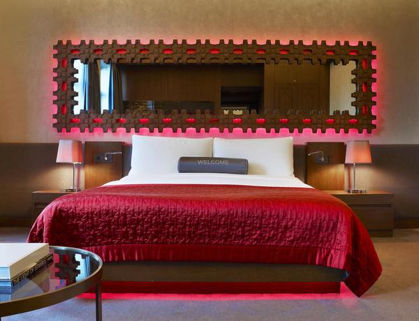 Imagen de la habitación del Hotel W Istanbul. Foto 7