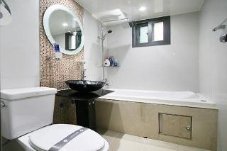 Imagen de los exteriores del Hotel W Jamsil. Foto 5
