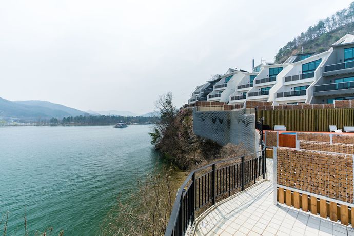 Imagen de los exteriores del Hotel W Jiwoo Resort. Foto 16