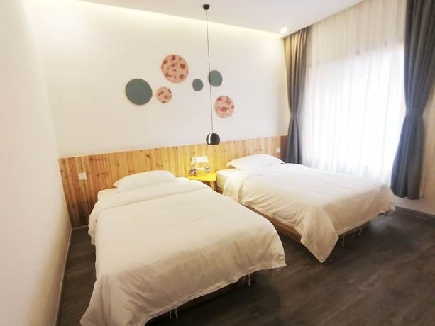 Imagen de la habitación del Hotel W Lodge. Foto 16