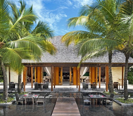 Imagen del bar/restaurante del Hotel W Maldives. Foto 5