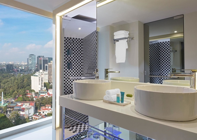 Imagen de la habitación del Hotel W Mexico City. Foto 10