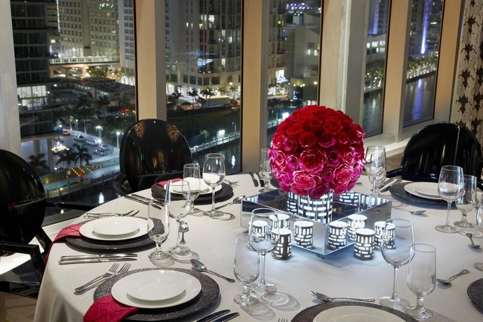 Imagen de los interiores del Hotel W Miami. Foto 12