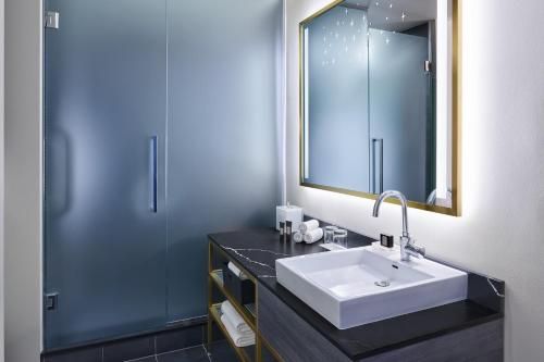 Imagen general del Hotel W Minneapolis - The Foshay. Foto 6